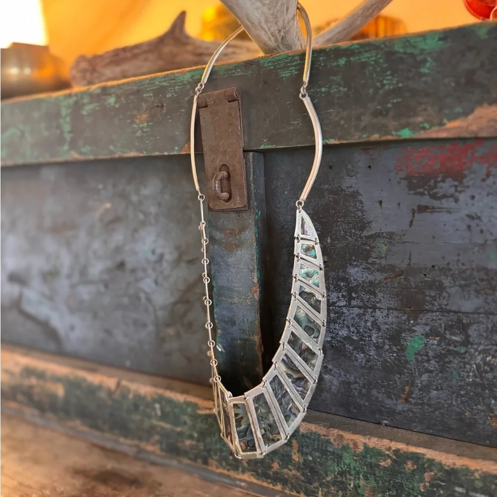 Vintage Statement Abalone Inlay Bib Necklace and Earrings Set - Silver Tone - Picture 4 of 7